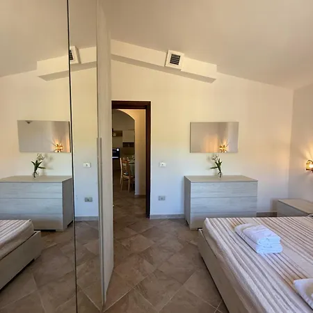 Stazzo Istana Jacuzzi Barbecue E Mare A Piedi Сasa de vacaciones